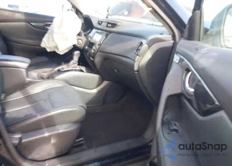 2017 Nissan Rogue Sl z USA, uszkodzony, nr VIN 5N1AT2MV9HC840197